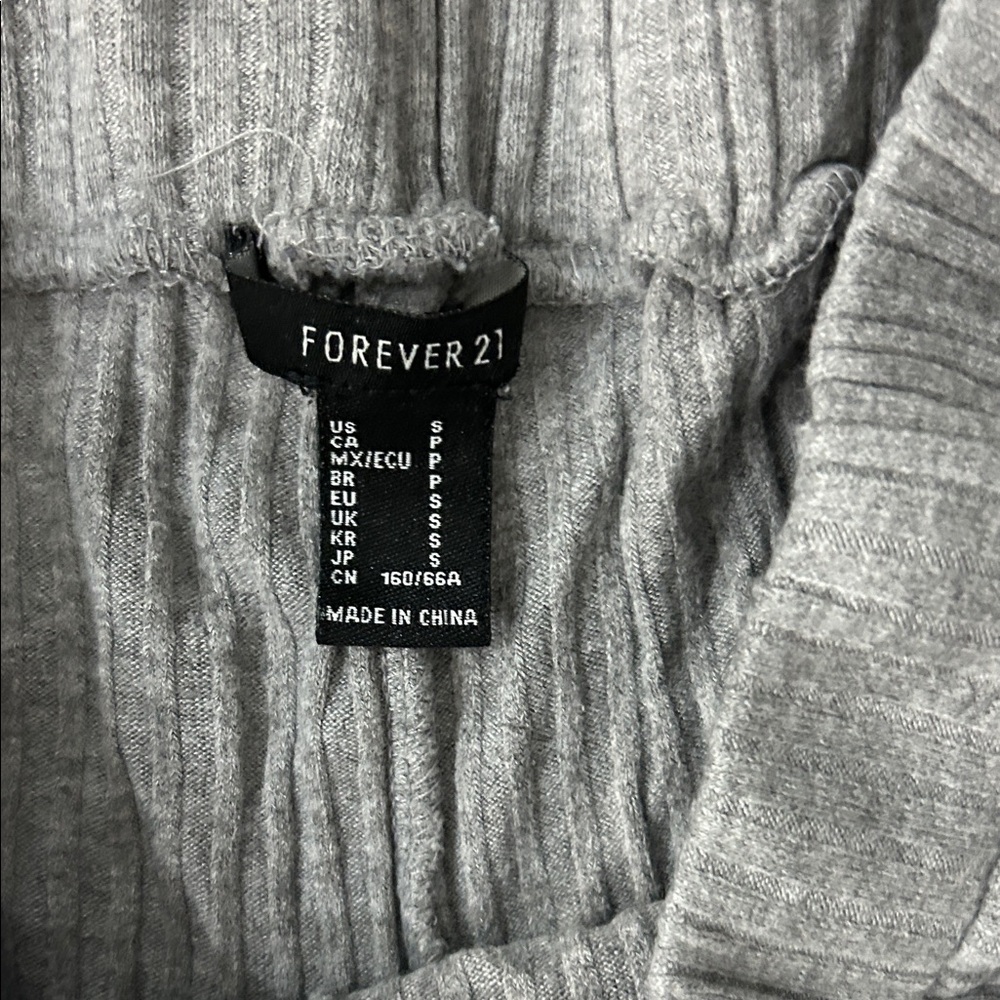 Forever 21 Light Gray Ribbed Pants flared - Picture 2 of 4